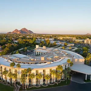 Hotel Embassy By Hilton Biltmore, Phoenix